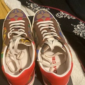 Hello, I’m selling size 10 coach tennis shoes in a multi colored style